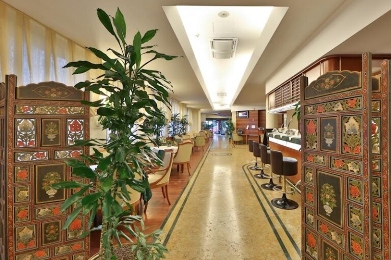 Best Western Hotel Mirage - 4